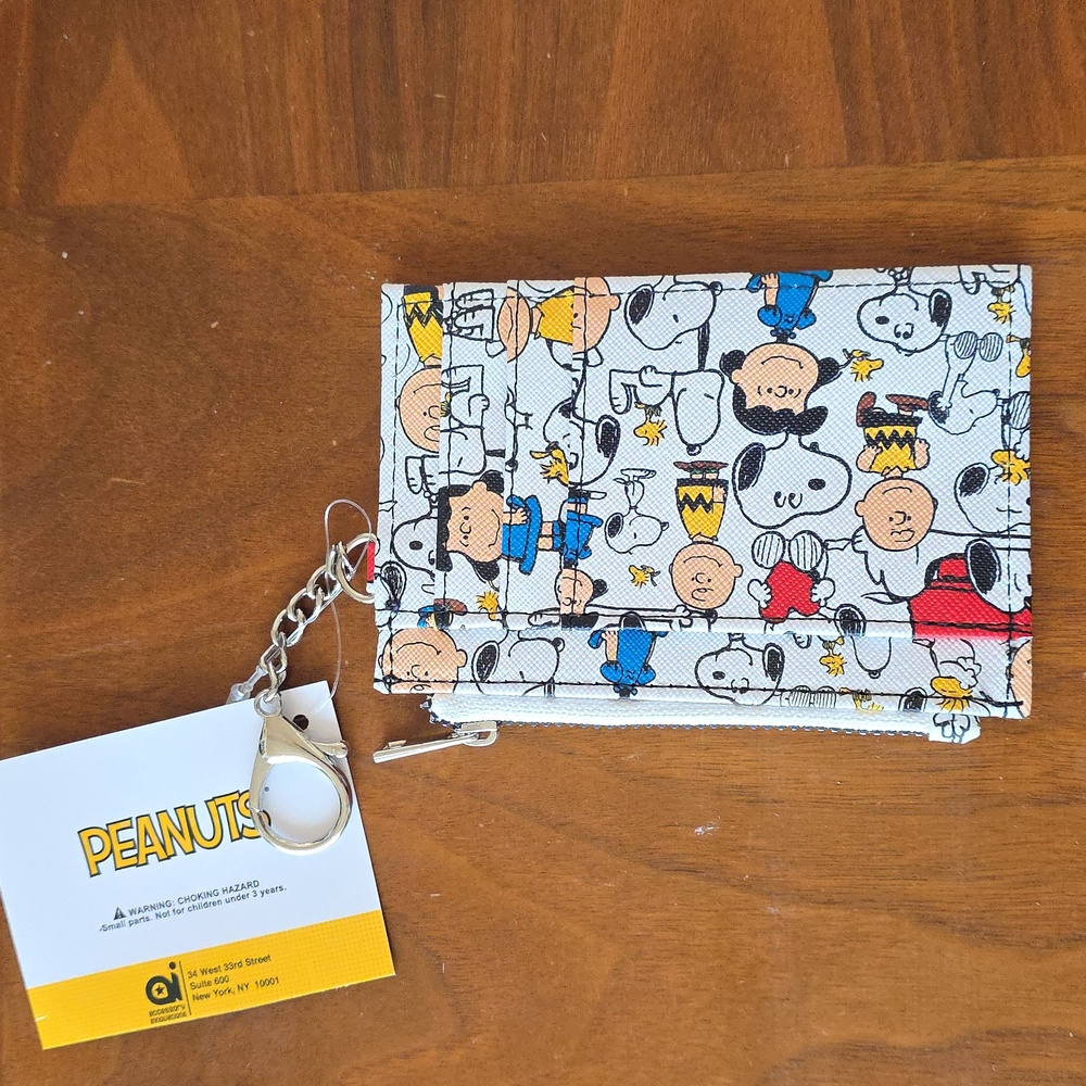 Peanuts Faux Leather Change Purse wallet NWT